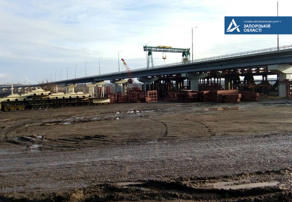 Стало известно, что уже сделано на второй части нового моста в Запорожье (ФОТО)