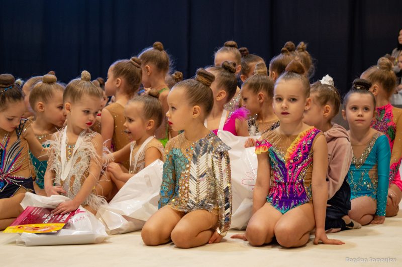 В Запорожье выбирают самую грациозную гимнастку среди детей со всей Украины