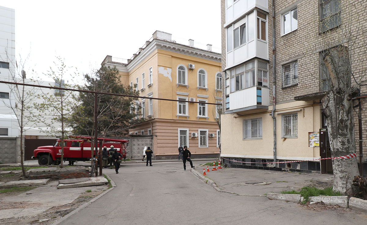 В Запорожской области в окно дома бросили гранату (ФОТО)