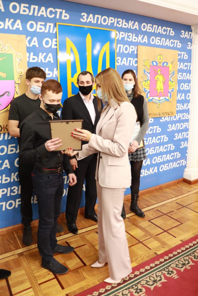 Запорожские боксеры с чемпионатов Украины вернулись с медалями