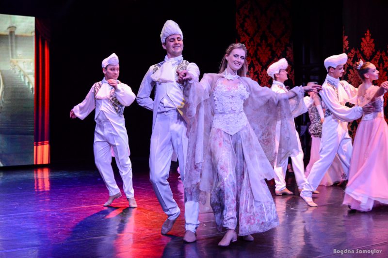 Запорожский театр полгода готовил премьеру сказочного балета -фото