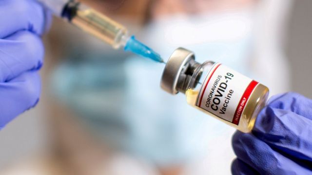В Минздраве хотят сделать вакцинацию против COVID обязательной