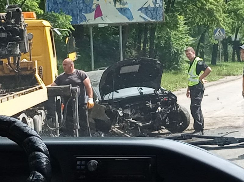 ДТП произошло на дороге, ведущей с Набережной на улицу Тюленина