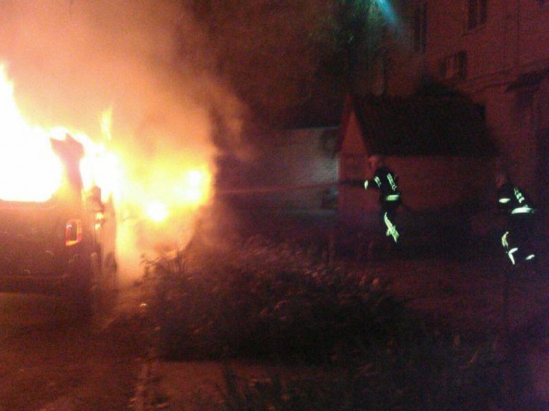 В Запорожской области ночью загорелся автомобиль - это случилось в Мелитополе