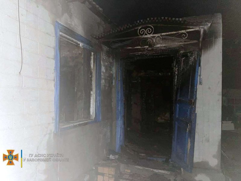 В Мелитополе возник пожар в пристройке к частому дому