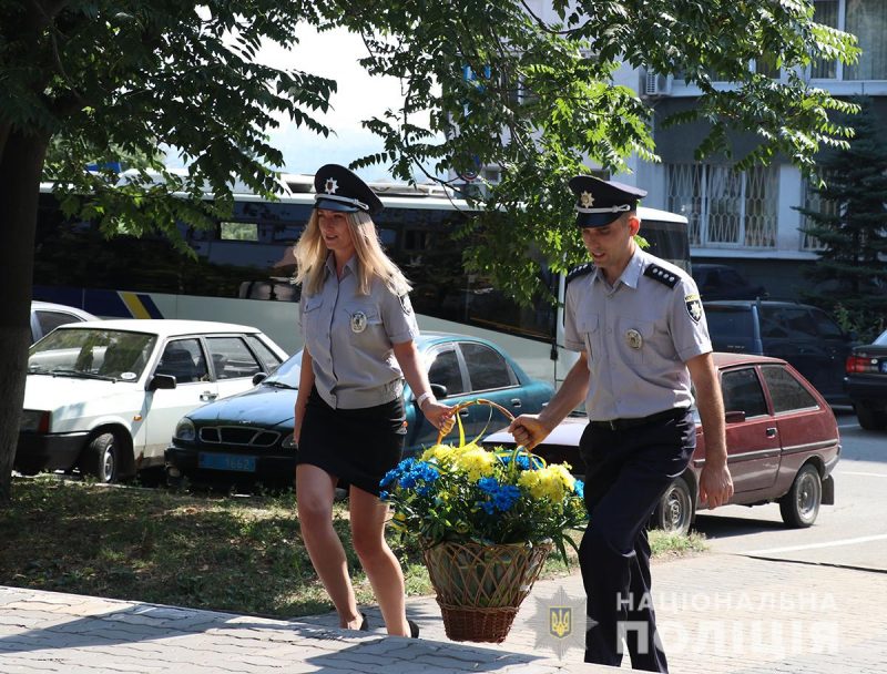 В Запорожье полицейские почтили память погибших защитников Украины