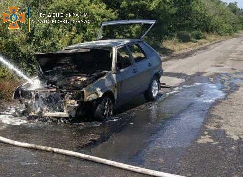 автомобиль загорелся во время движения