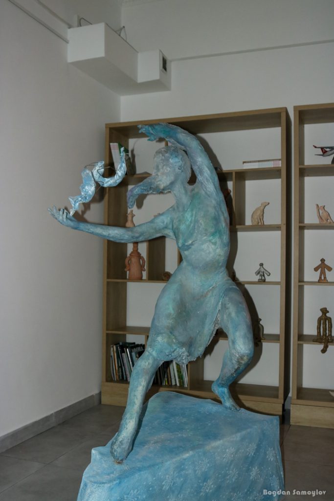 Какой видят современную скульптуру запорожские скульпторы - фото 