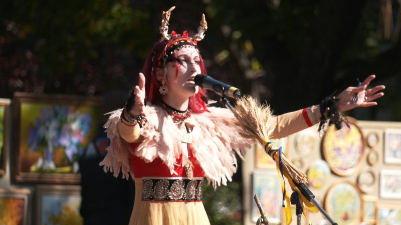 апорожская группа популяризирует украинский фольклор и традиции предков 