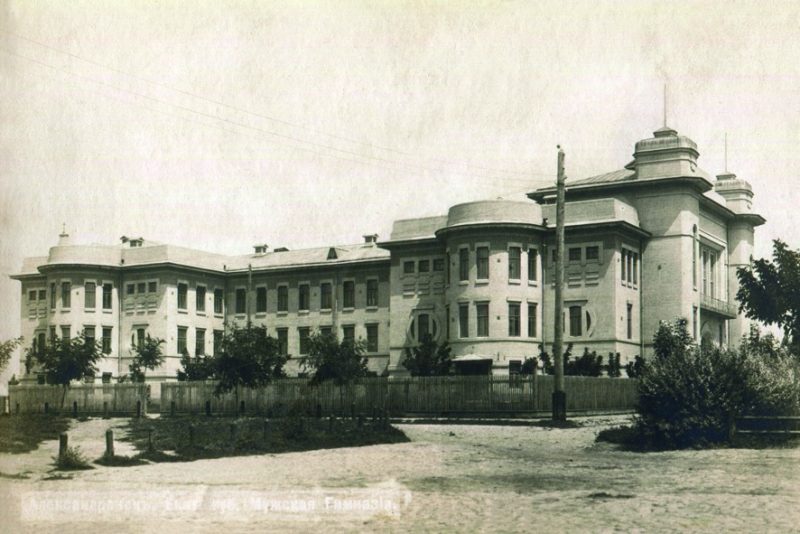 Как в Запорожье выглядела мужская гимназия, построенная более ста лет назад