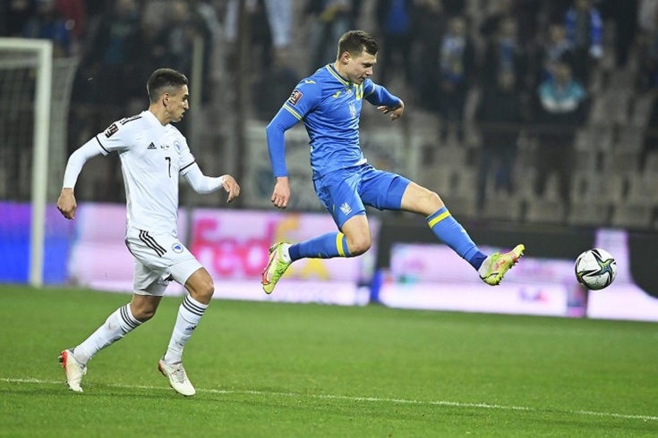 Сборная Украины обыграла боснийцев и продолжит квалификацию на ЧМ-2022 в стыковых матчах