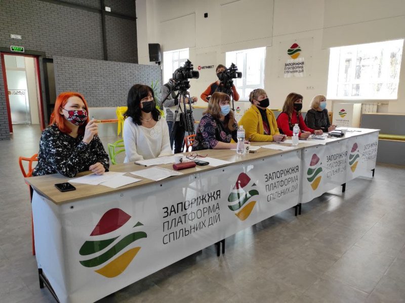 Участие в конкурсе принимают 16 аматорских фольклорных коллективов со всей Запорожской области