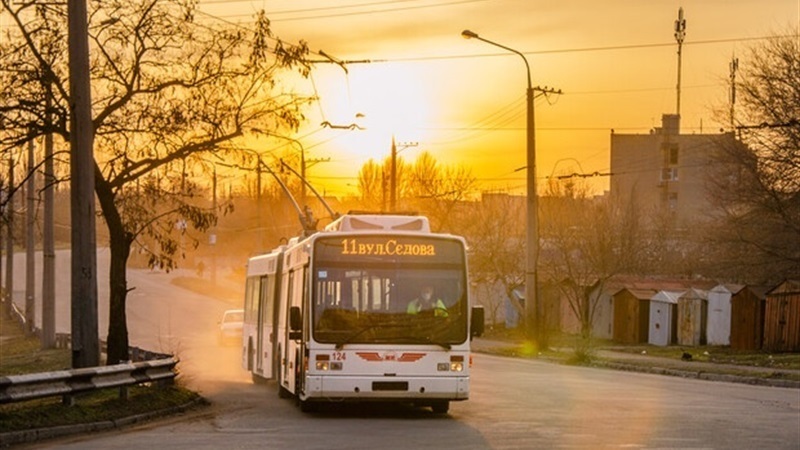 Вечерние проверки: в Запорожье маршрутки, курсирующие в Шевченковский район, нарушают расписание