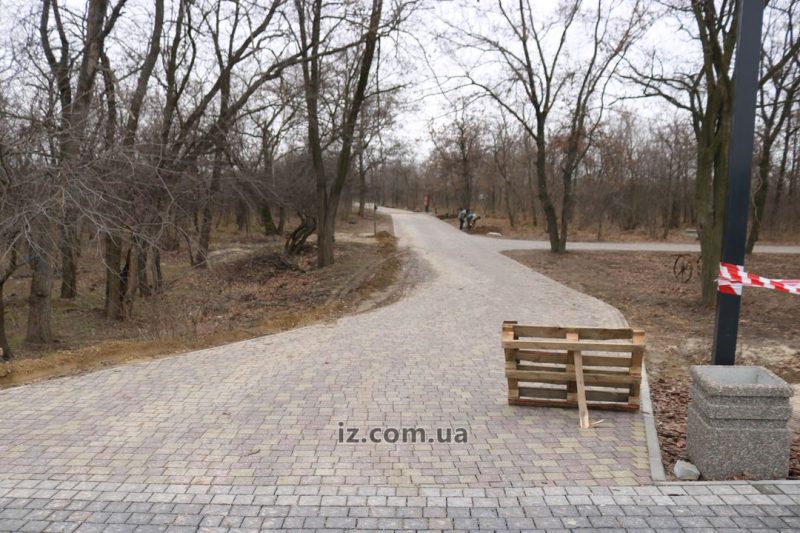 Оновлений музей та історико-культурний комплекс “Запорозька Січ” з'єднала облаштована пішохідна дорога