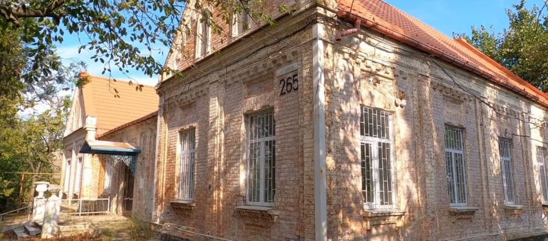 Как в Запорожской области выглядит старинная архитектура меннонитской колонии Ладекопп - фото, видео