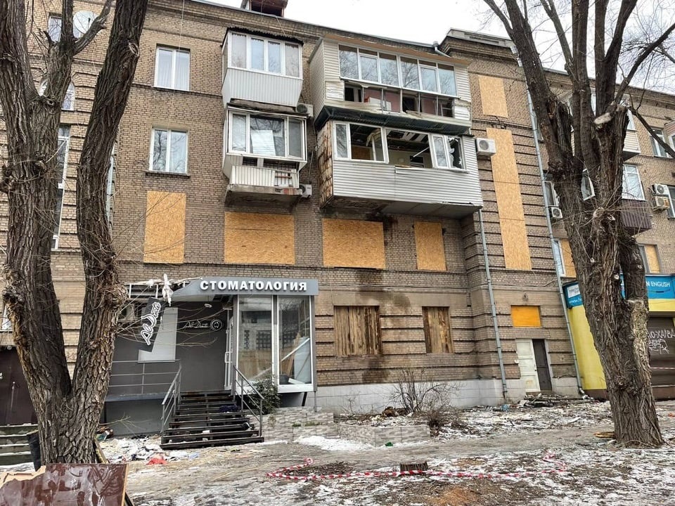 Стало известно, когда и за чей счет восстановят дом, пострадавший от взрыва, в центре Запорожья