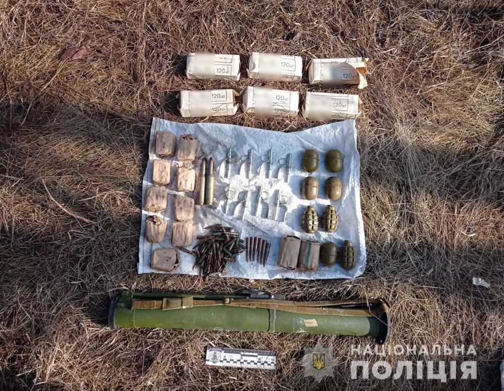 В Шевченковском районе Запорожья в недострое обнаружили схрон боеприпасов (ФОТО)