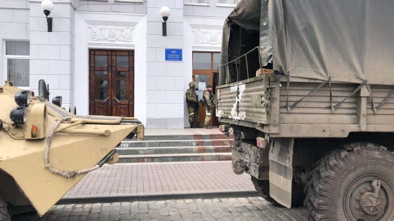 Жители бердянска требуют от армии РФ покинуть город
