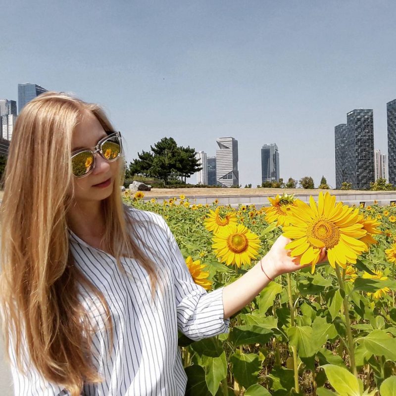 Дівчина із Запоріжжя організувала у Кореї підтримку Україні