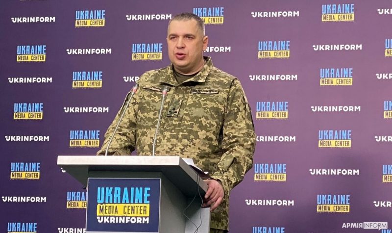 На сході України російські загарбники намагаються оточити та розгромити угруповання Об’єднаних сил