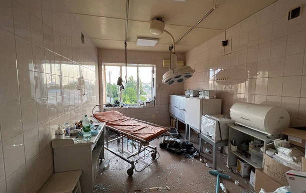 Удар по Миколаєву: постраждали лікарня та приватні будинки, троє поранених