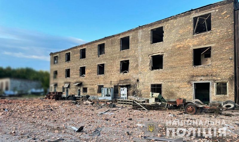 Росіяни поцілили ракетою по території запорізького промислового підприємства