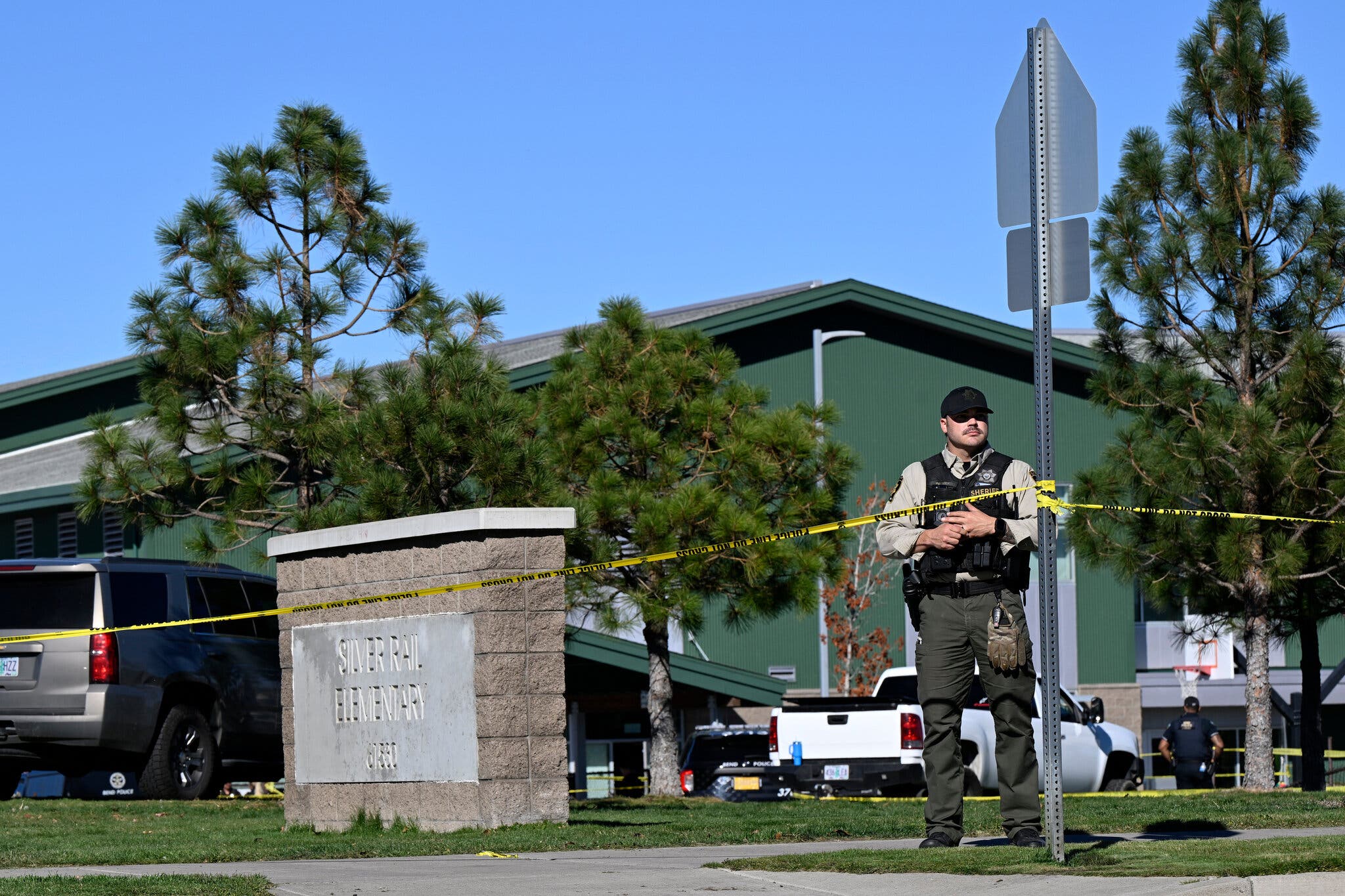 https://sky.zp.ua/wp-content/uploads/2026/10/15bend-shooting-school-shootings-lmbf-superjumbo.jpg