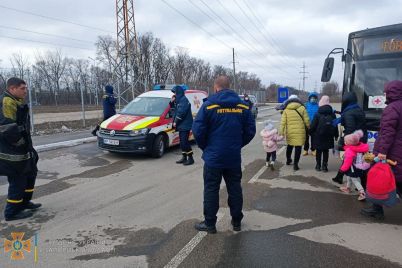 do-zaporizhzhya-evakuyuvali-880-meshkancziv-energodaru-dniprorudnogo-ta-vasilivki.jpg
