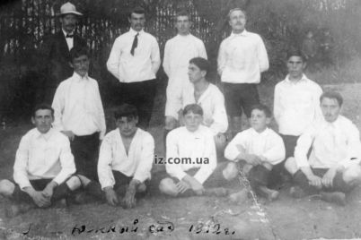 kak-vyglyadeli-chempiony-zaporozhya-po-futbolu-1912-goda-foto.jpg