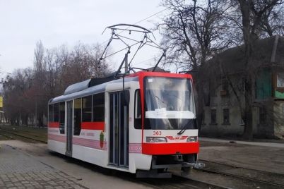luchshe-peshkom-populyarnyj-tramvaj-vnov-izmenit-svoj-marshrut.jpg
