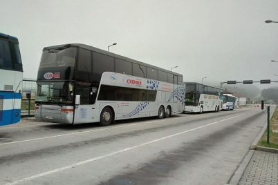 na-granicze-s-polshej-zastryal-avtobus-s-ukrainczami-lyudi-prosyat-o-pomoshhi.jpg
