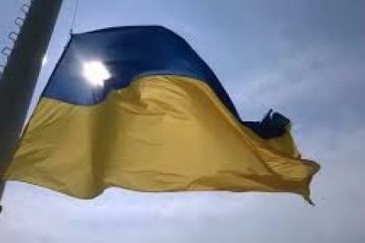 na-horticze-razvernut-100-metrovyj-flag-ukrainy-i-pokazhut-svetovoe-shou.jpg