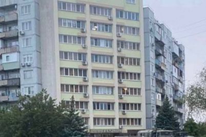 na-zaporizhzhi-novij-gaulyajter-ukriplyud194-zhitlo-betonnimi-plitami-foto.jpg