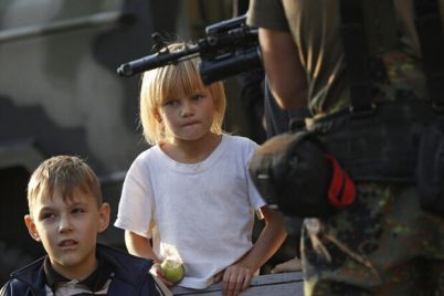 posle-ubijstva-podrostkov-v-berdyanske-rf-usililo-davlenie-na-detej-v-zaporozhskoj-oblasti.jpg
