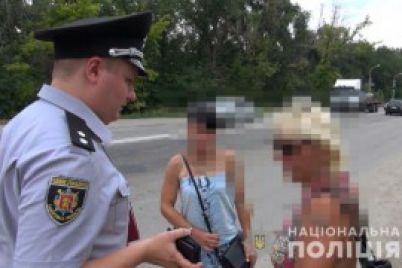 priglashayu-vas-proehat-v-rajotdel-zaporozhskie-policzejskie-ustroili-ohotu-na-seksrabotnicz-video.jpg