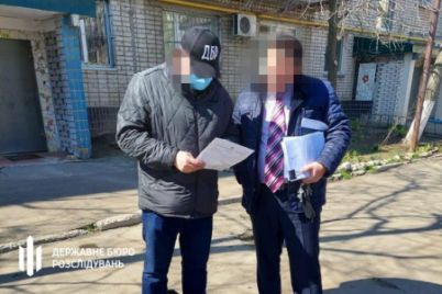 prokuror-i-deputat-trebovali-4000-dollarov-za-smyagchenie-obvineniya-v-zaporozhskoj-oblasti-foto-video.jpg