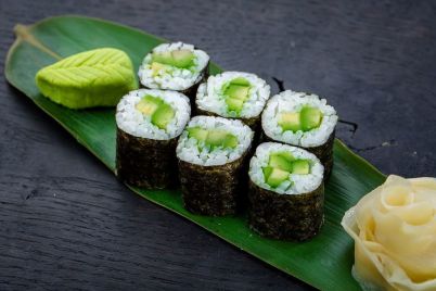 top-5-luchshih-dostavok-sushi-i-rollov-v-zaporozhe.jpg