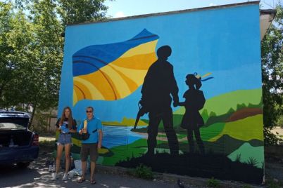 u-spalnomu-rajoni-zaporizhzhya-zavershuyut-shhe-odin-patriotichnij-mural-foto.jpg