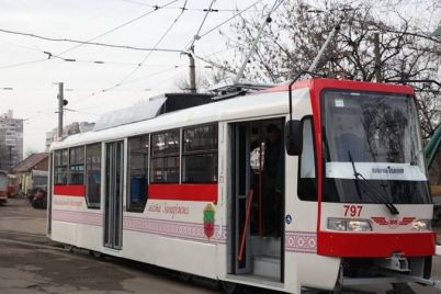 u-zaporizhzhi-zminyuyut-shemu-ruhu-transportu-za-tramvajnim-marshrutom.jpg