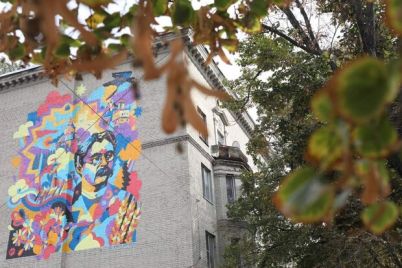 uspeli-ko-dnyu-goroda-v-zaporozhe-zavershili-mural-yakovu-noviczkomu.jpg