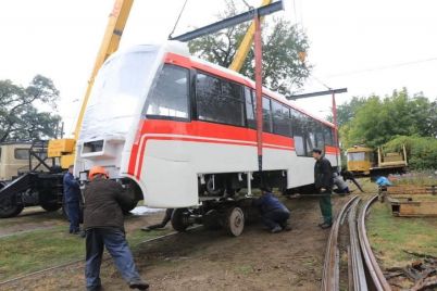 v-seti-pokazali-kak-proishodit-sborka-zaporozhskih-tramvaev-foto.jpg