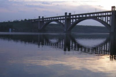 v-zaporozhe-most-im-preobrazhenskogo-vremenno-zakroyut.jpg