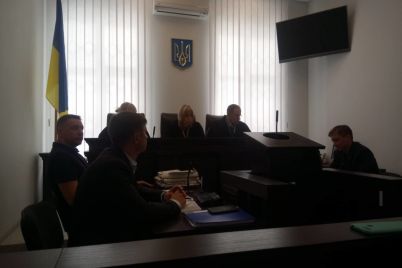 v-zaporozhe-perenesli-zasedanie-po-delu-marchenko-pustovarova-iz-za-neyavki-advokatov-foto.jpg