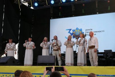 v-zaporozhe-sostoyalsya-koloritnyj-festival-foto.jpg