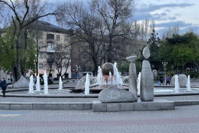 v-zaporozhe-zarabotali-osnovnye-fontany.jpg
