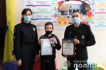 v-zaporozhskoj-oblasti-shkolnika-nagradili-za-raskrytoe-ubijstvo-foto.jpg