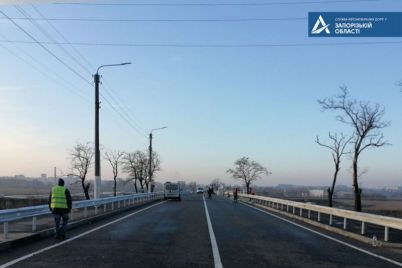 v-zaporozhskoj-oblasti-zakonchili-remont-mosta-k-samomu-bolshomu-selu-ukrainy-foto.jpg