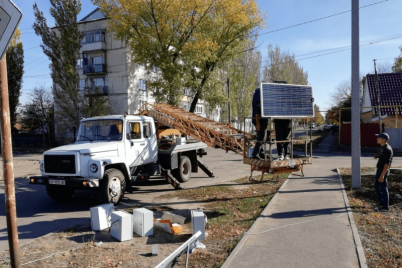 v-zaporozhskoy-oblasti-fonari-budut-rabotat-ot-solnechnyih-batarey-video.png