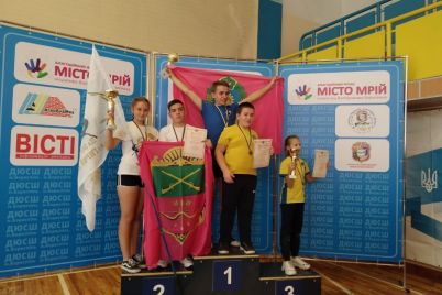 yunye-zaporozhskie-sportsmeny-privezli-s-chempionata-ukrainy-dve-dyuzhiny-medalej.jpg