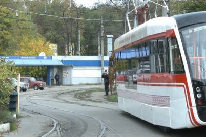 zaporizhelektrotrans-prezentuvav-novij-tramvaj-foto.jpg
